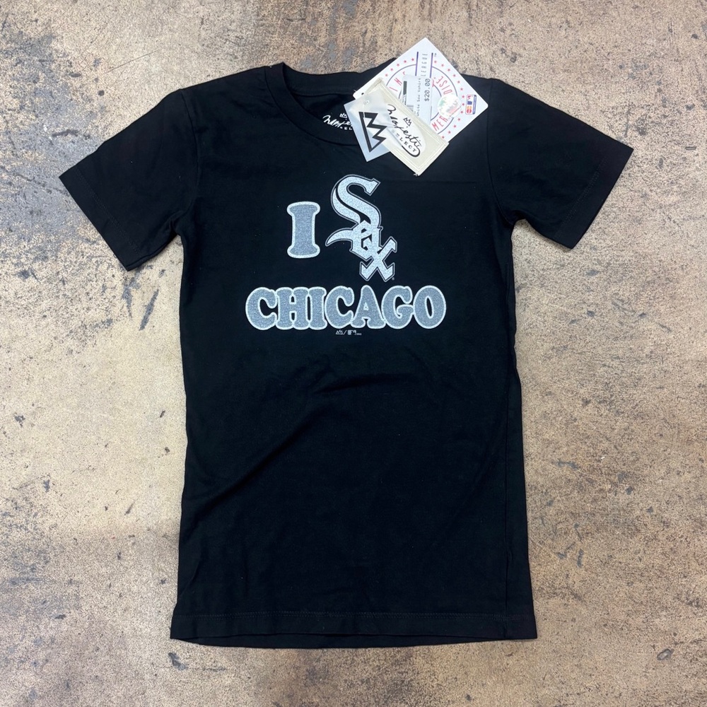 Black Chicago Graphic Tee